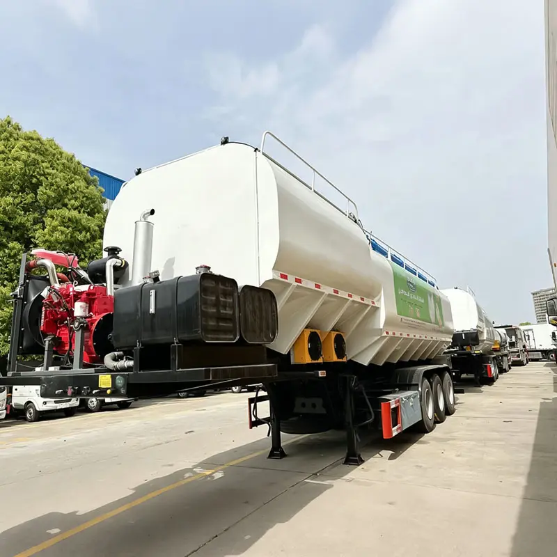Carbon Steel Bulk Feed Grain Tanker Trailer 30m³ 2 Axles For Sale