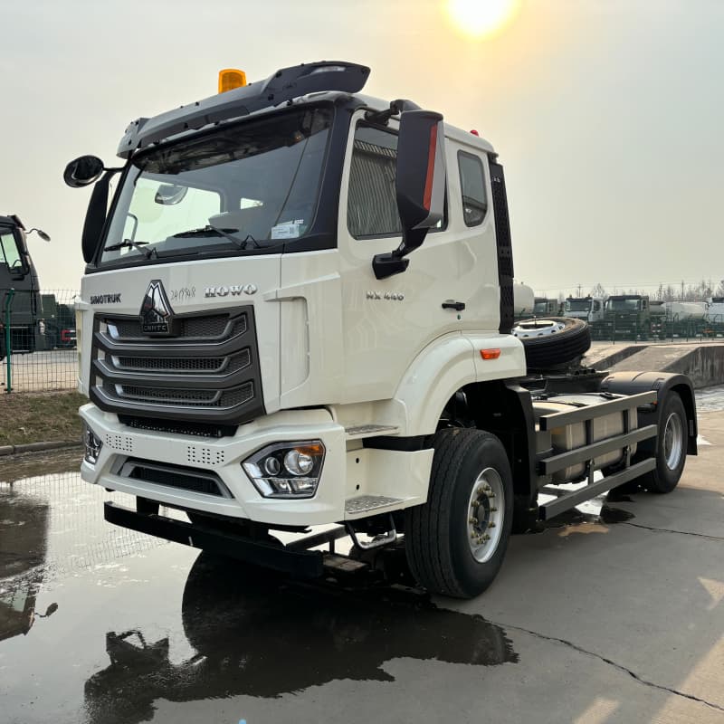 HOWO NX Tractor Truck 440HP 4x2 For Sale , New/Used