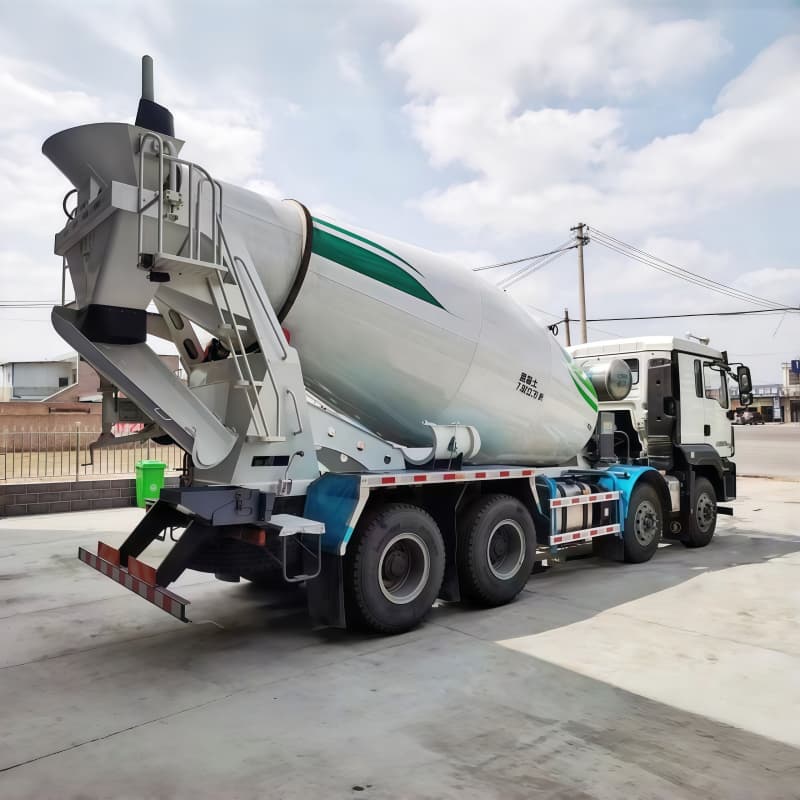 Shacman M3000 Concrete Mixer Truck 340HP 12m3 8x4 For Sale , New/Used