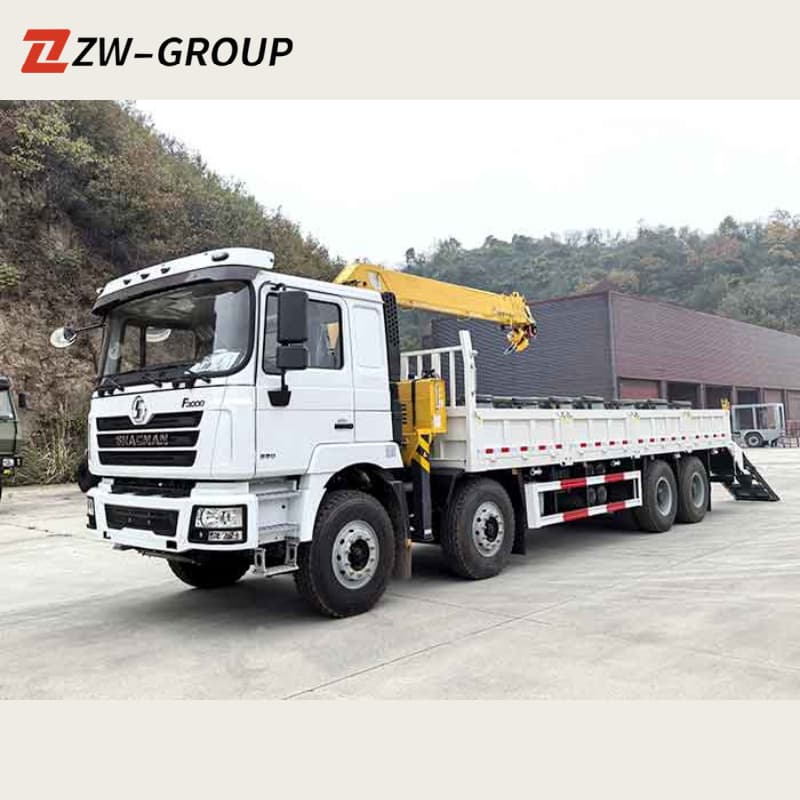 Shacman F3000 Truck Mounted Crane 375HP 8x4 White For Sale , New/Used