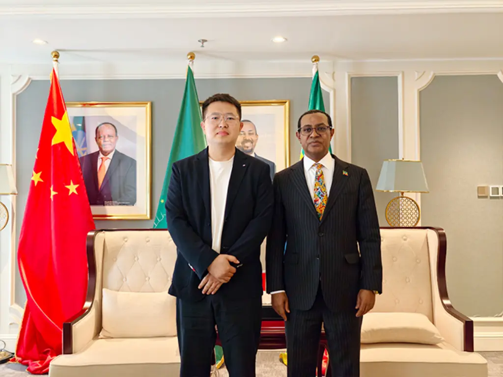 Ivan Sun（Sun Yongchang）— And H.E.Tefera Derbew Yimam