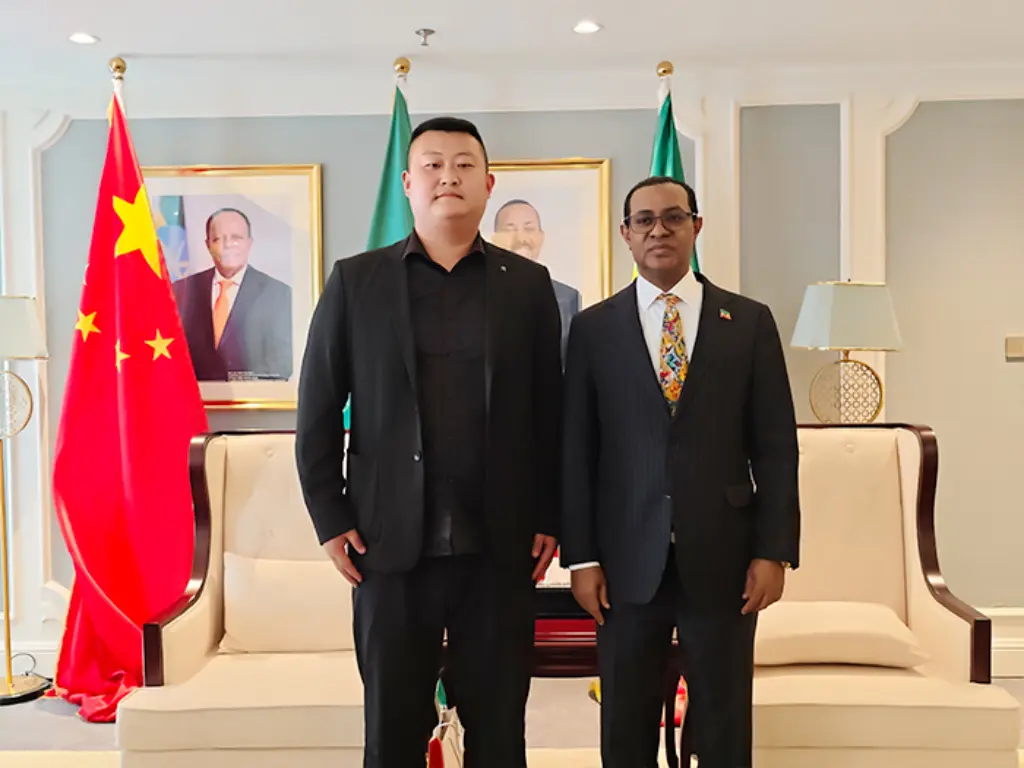 Guo Peter and H.E.Tefera Derbew Yimam