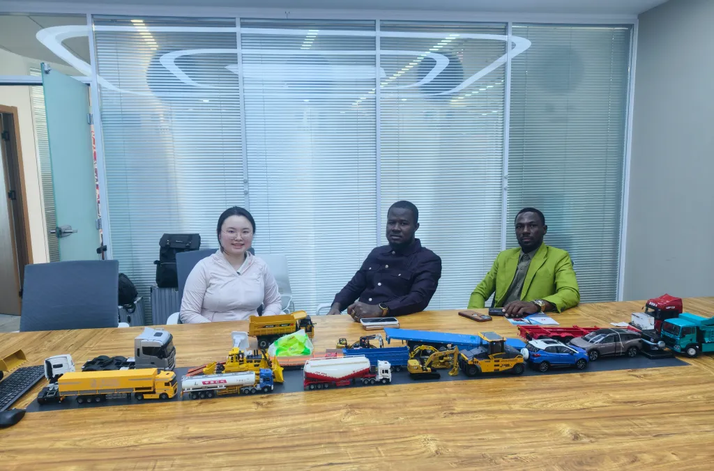Howo Dump Truck in Burkina Faso: A Real Fleet Purchase Case from Ouagadougou:When to Buy New and When to Buy Used